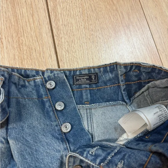 Abercrombie & Fitch Paper Bag Waist Jean Shorts - Picture 2 of 5